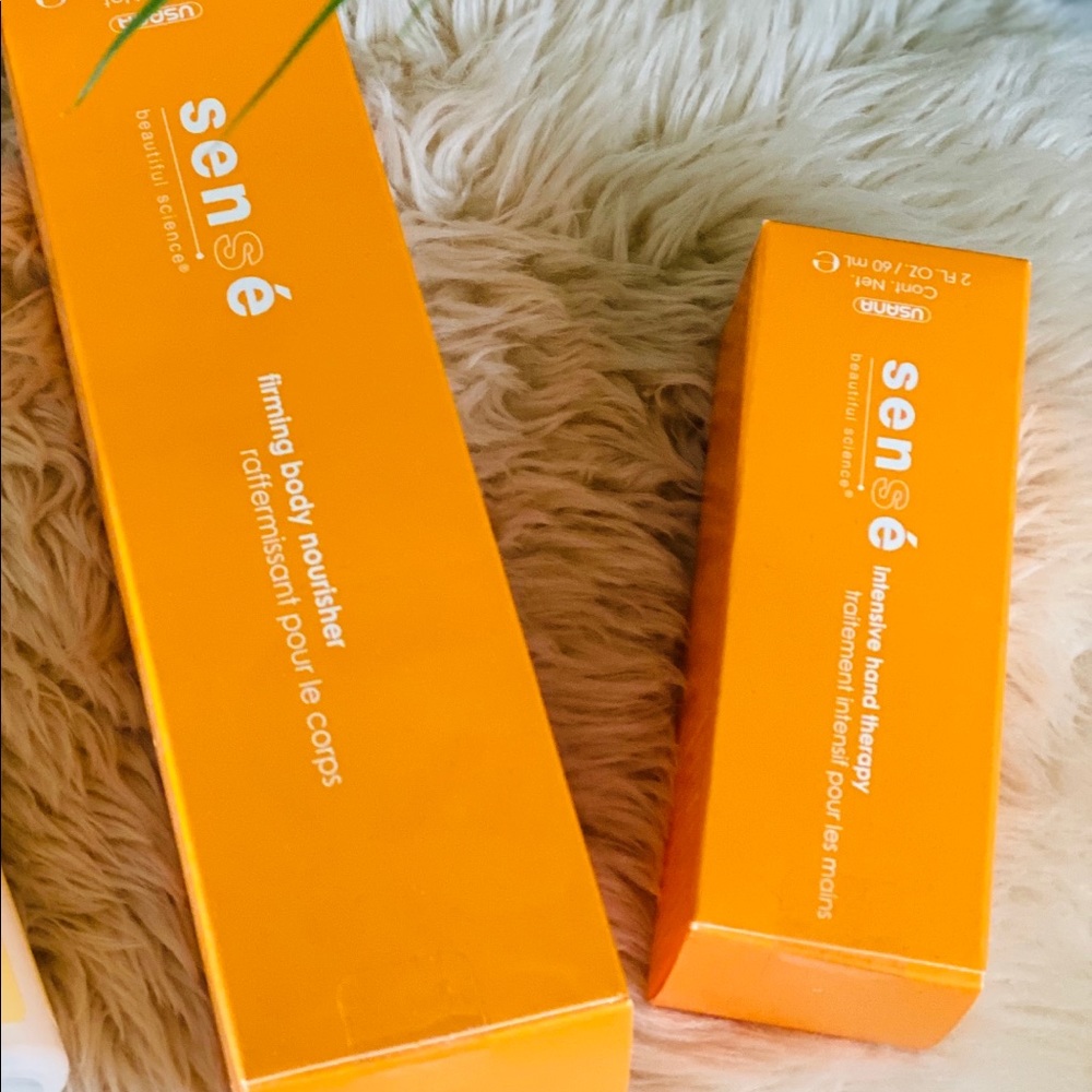 Usana firming body Christmas gift set moisturizer - Picture 2 of 7